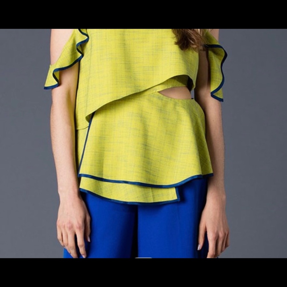 Cold Shoulder Top - Picture 3 of 10